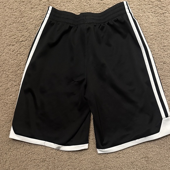 Adidas Essentials Kids Boys 3-Stripes Athletic Shorts Black White Size M 10/12 - Picture 2 of 7